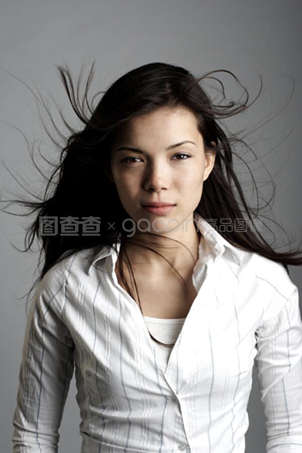 爱乐直tv成人影片 蜜桃之吻